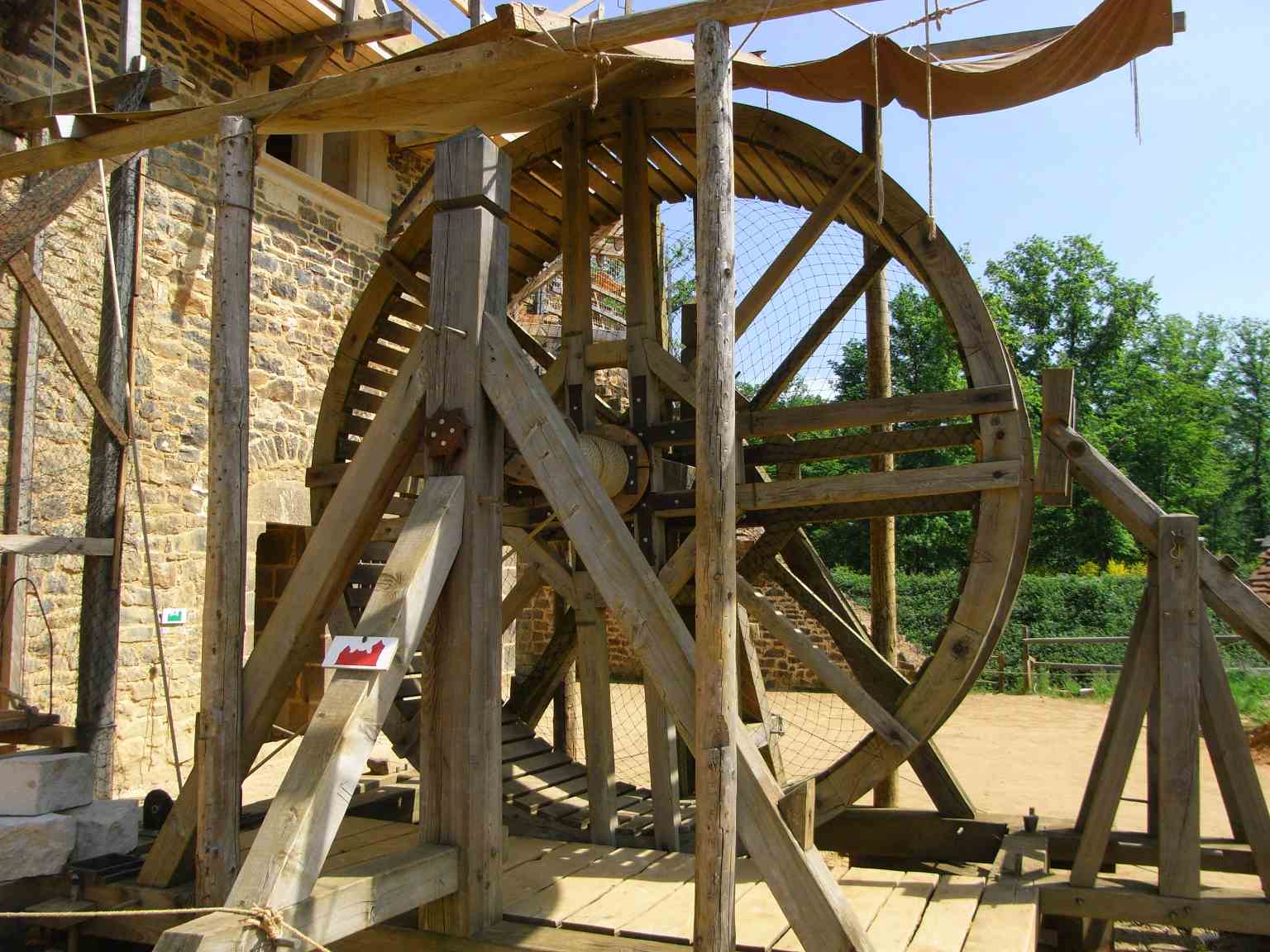Guedelon